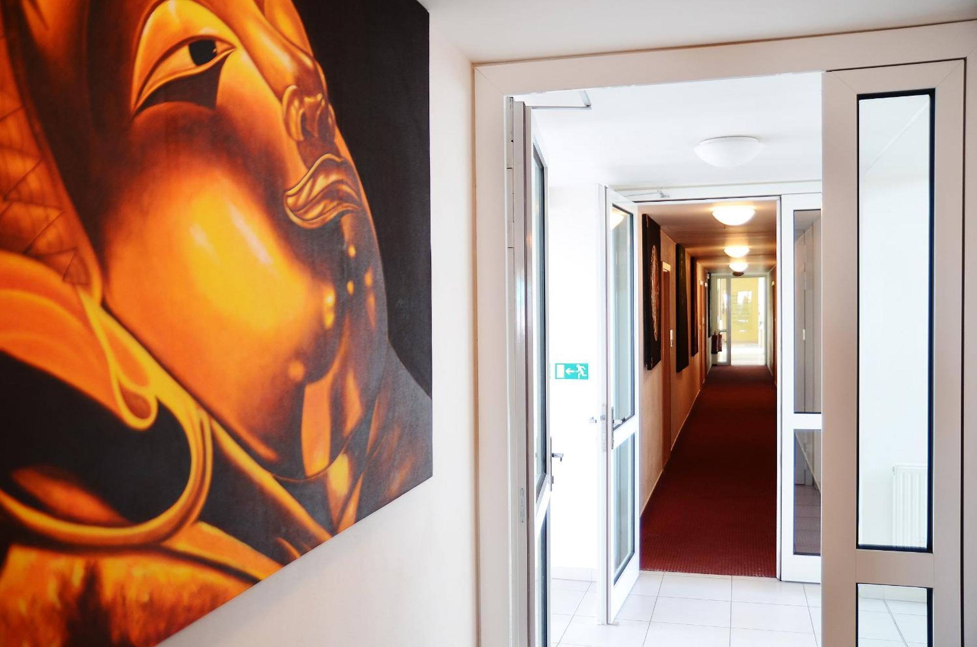 Hotel Imos Prague Exterior photo