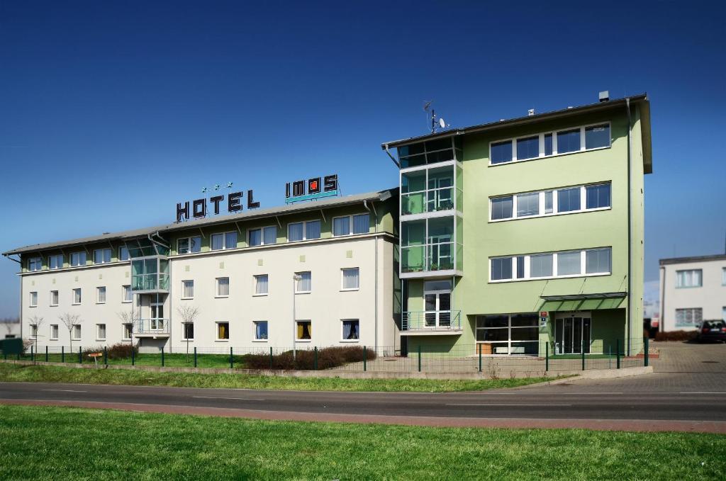 Hotel Imos Prague Exterior photo